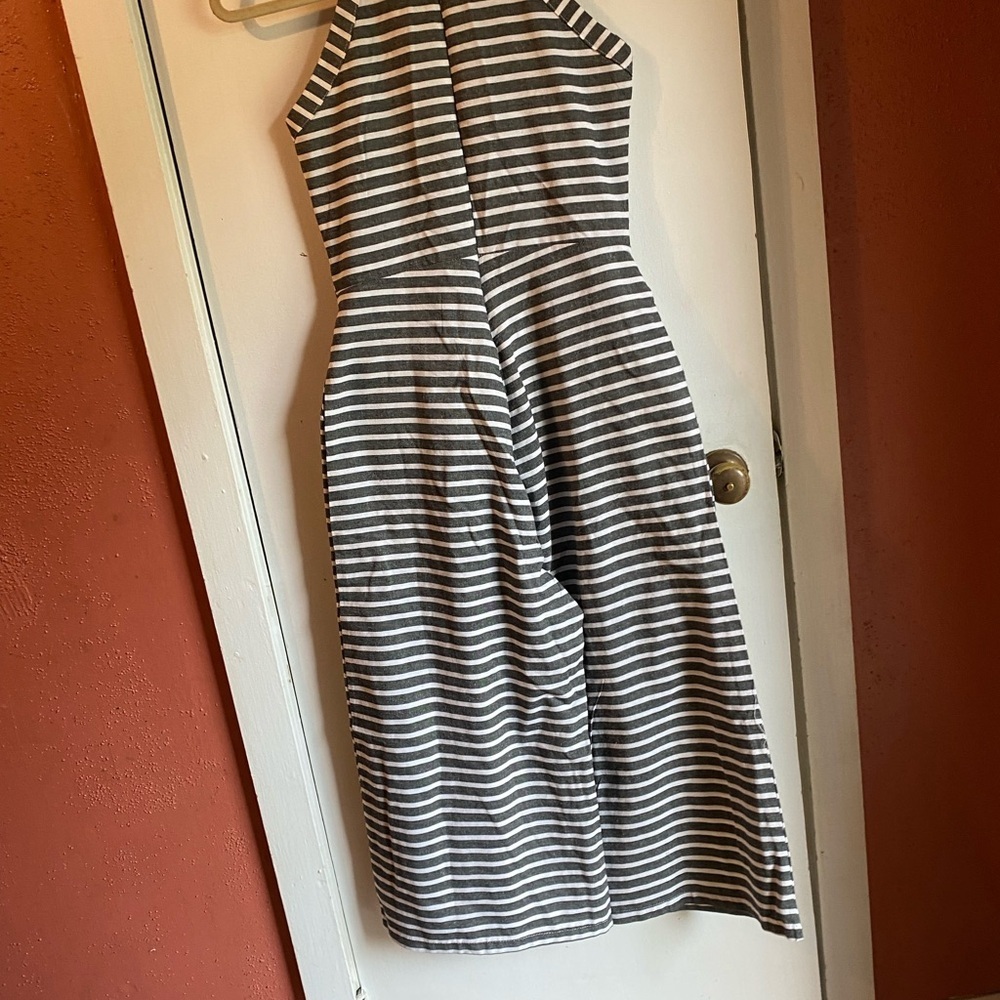 Striped Halter Sleeveless Jumpsuit With Pockets SZ Small - Picture 5 of 9